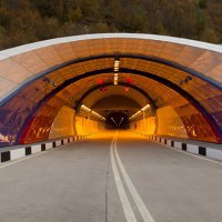 19 регионов России разделят 12,1 млрд рублей на ремонт туннелей и мостов