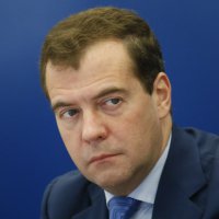 Медведев поручил проработать вопросы государственной поддержки аграриев