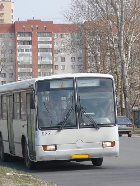 Во всех автобусах Пскова работает система безналичной оплаты проезда