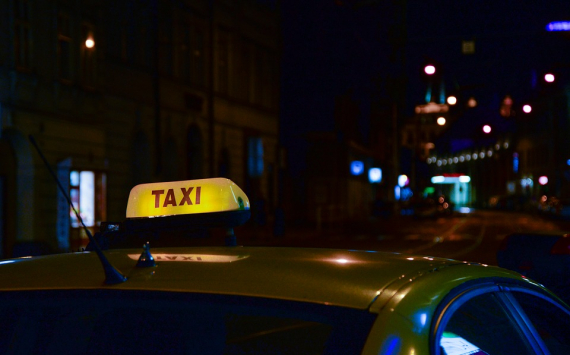 В Псковской области увеличат число рейдов по выявлению нелегальных таксистов