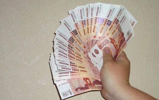 Экономист Хазин предупредил о риске обесценивания рубля